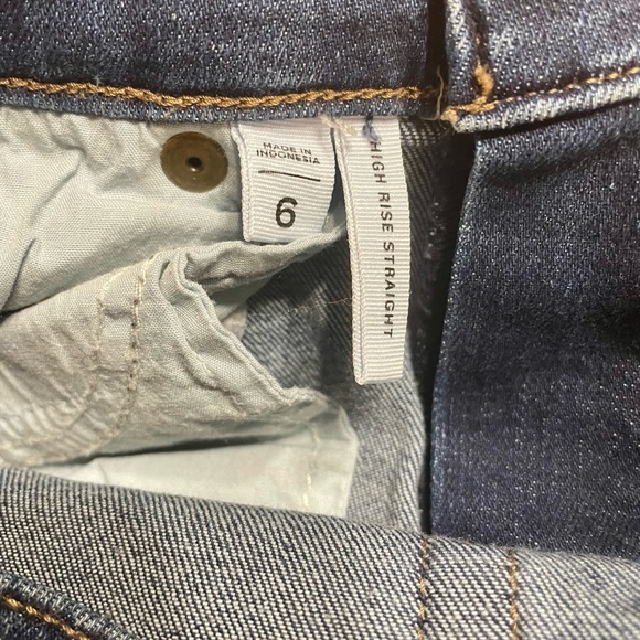 LOFT, high rise straight, size 6, blue jeans - Picture 4 of 6